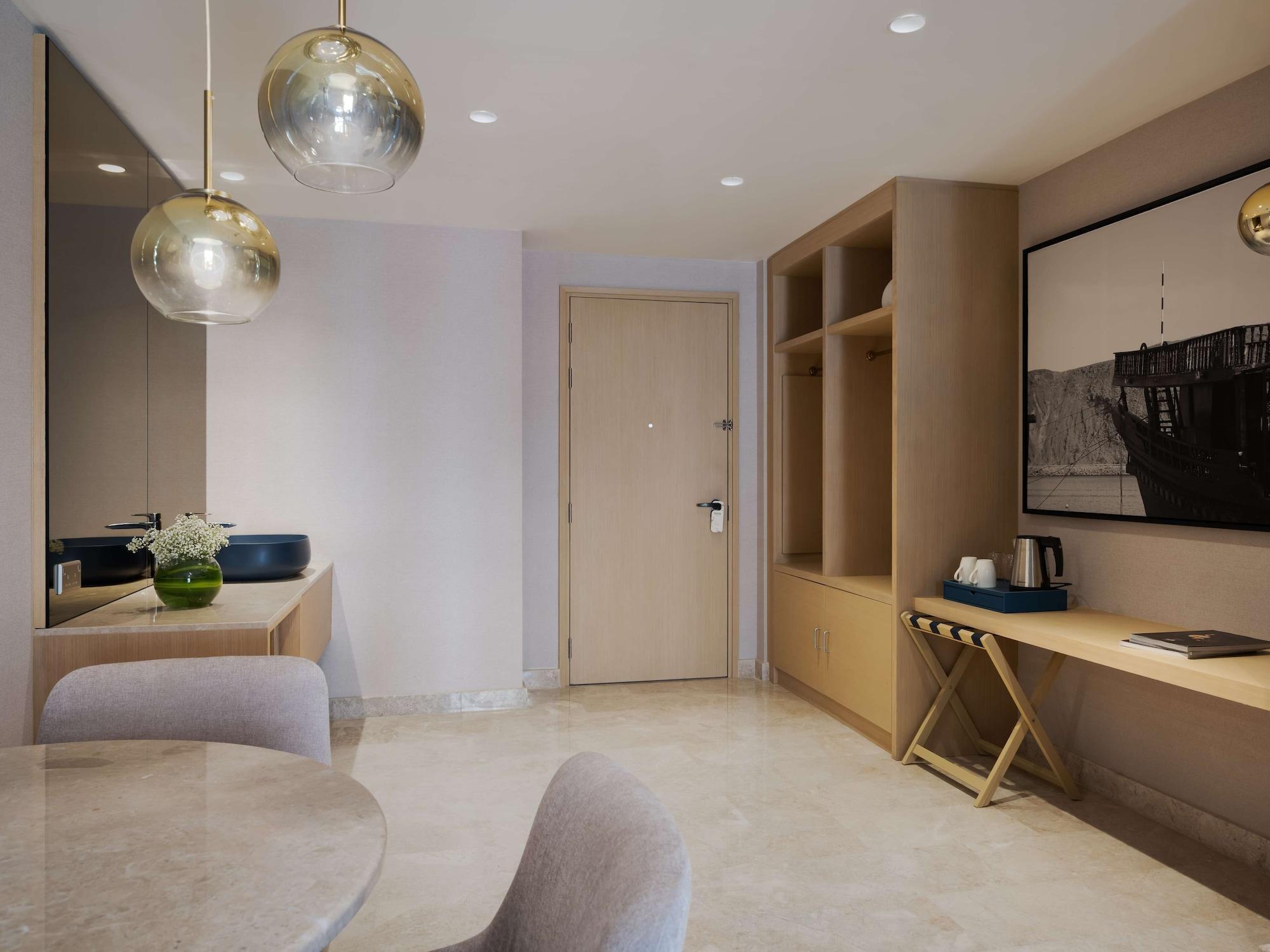 Maani Muscat Hotel & Suites エクステリア 写真