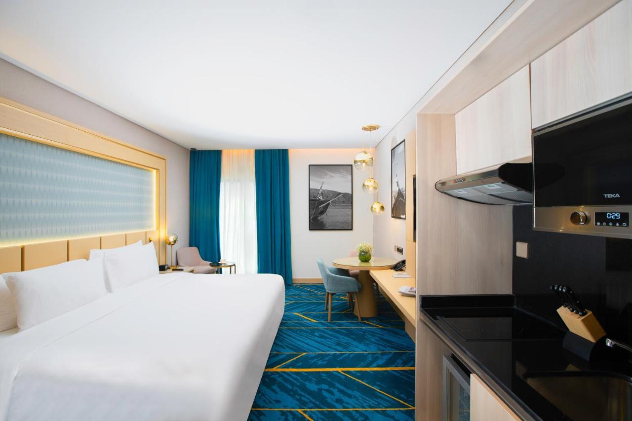 Maani Muscat Hotel & Suites エクステリア 写真